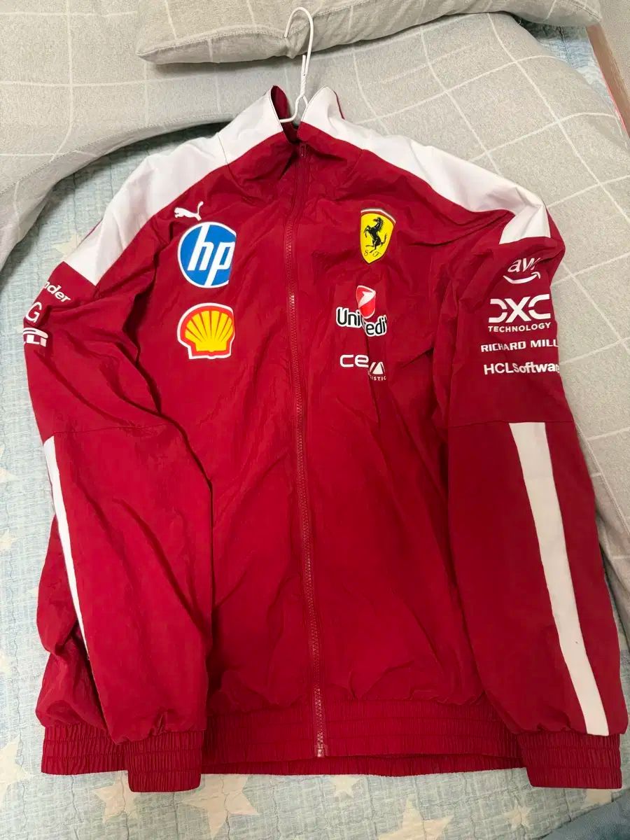 PUMA 2025 Driver s T 7 Oversized フェラーリ ウィンドブレーカー