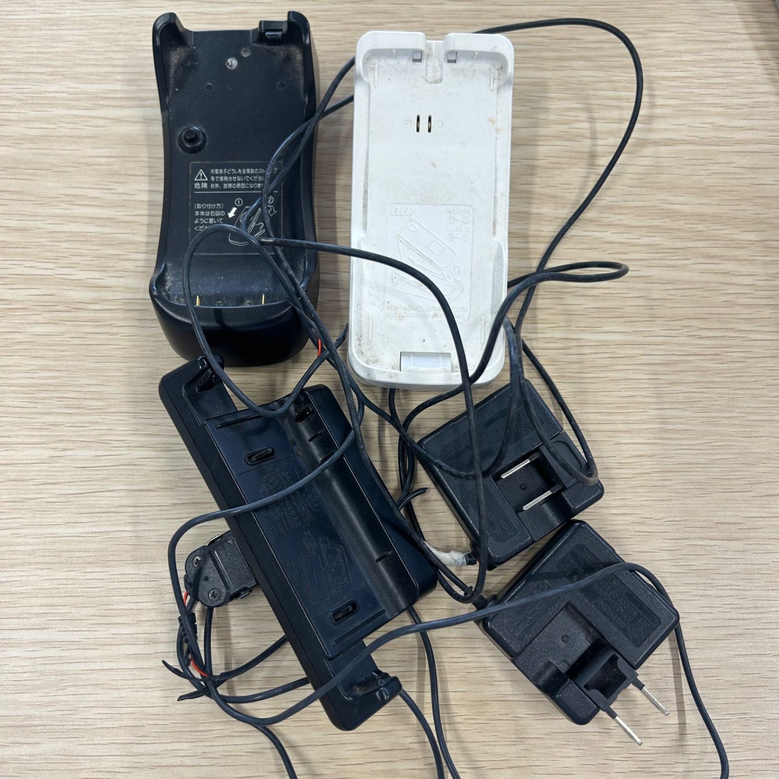 ガラケー 携帯まとめ売り ジャンク品 計67台 - メルカリ