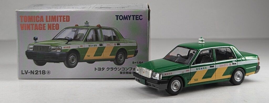 トミーテック TOMICA LIMITED VINTAGE NEO トヨタ クラウンコンフォート 東京無線タクシー (緑) LV-N218a