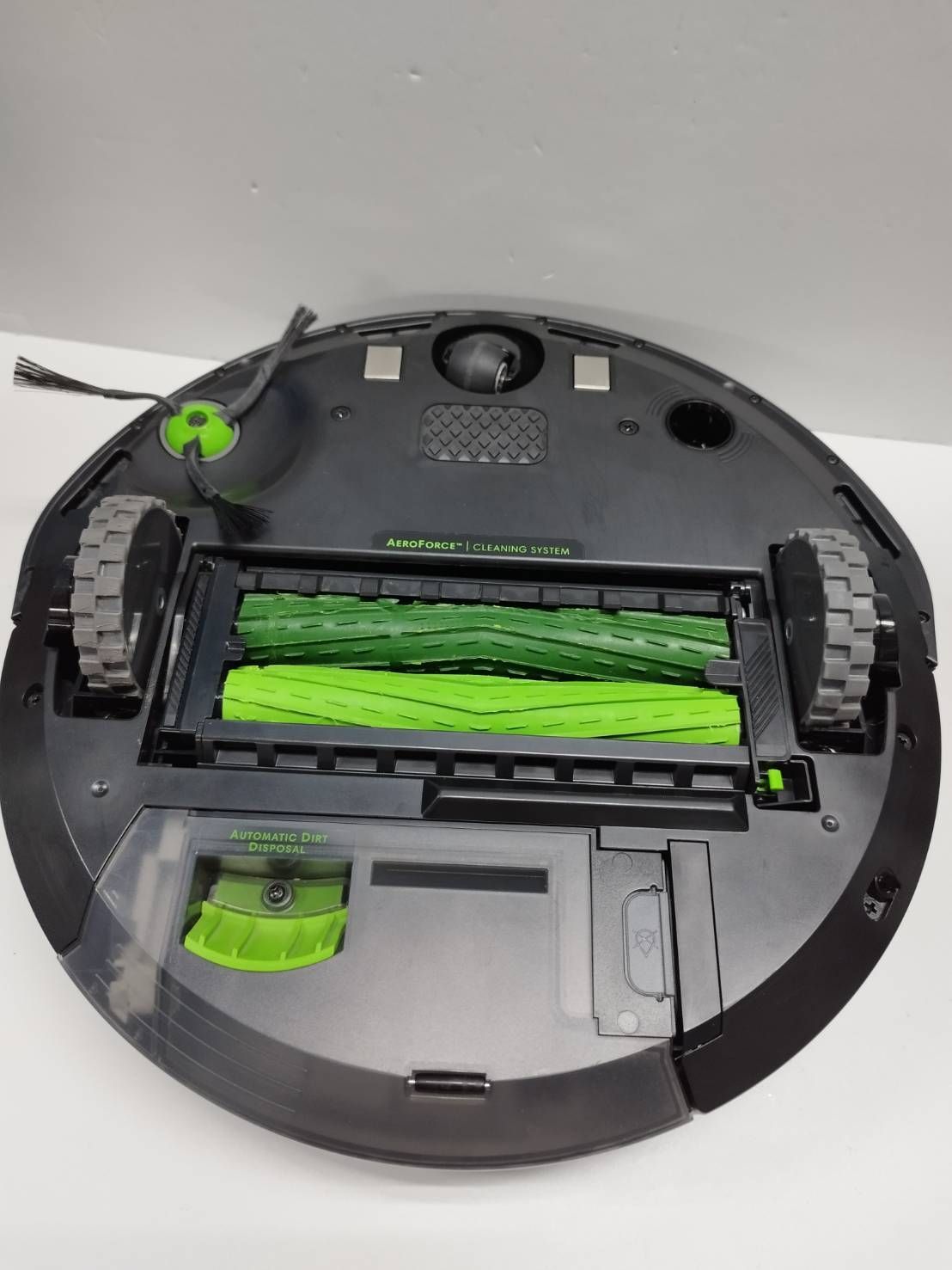 Roomba ルンバ i3 ややジャンク品 ジャンク】iRobot Roomba i3 RVD-Y1/ロボット掃除機/ルンバ