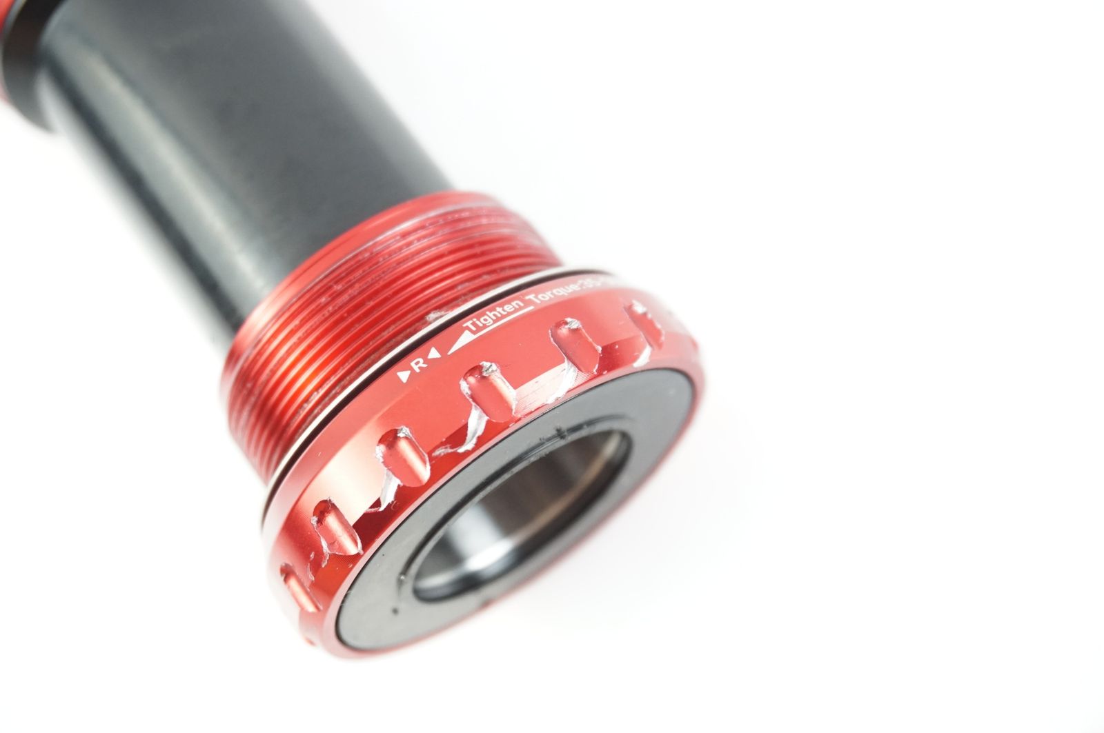 TOKEN 「トーケン」 TK878EX ボトムブラケット / バイチャリ中目黒店