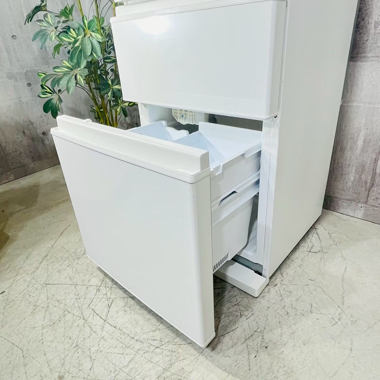 ️MITSUBISHI a4136 3ドア冷蔵庫 330L 2020年製 24 ️ WWW_KANDAIZUMI_COM