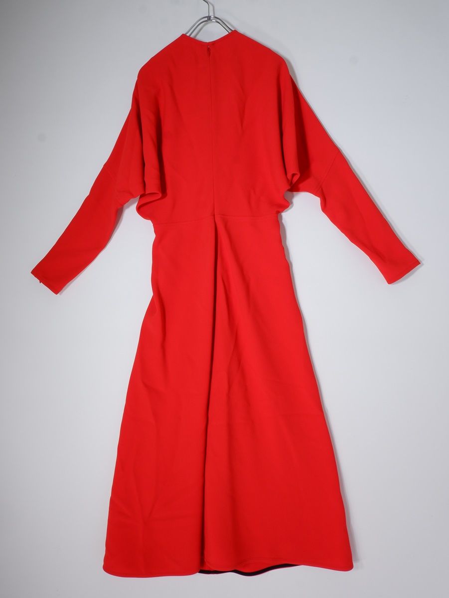 victoria beckham ビクトリアベッカム　ミディアムワンピース Victoria Beckhamヴィクトリアベッカム 2024AW ドルマンスリーブミディ