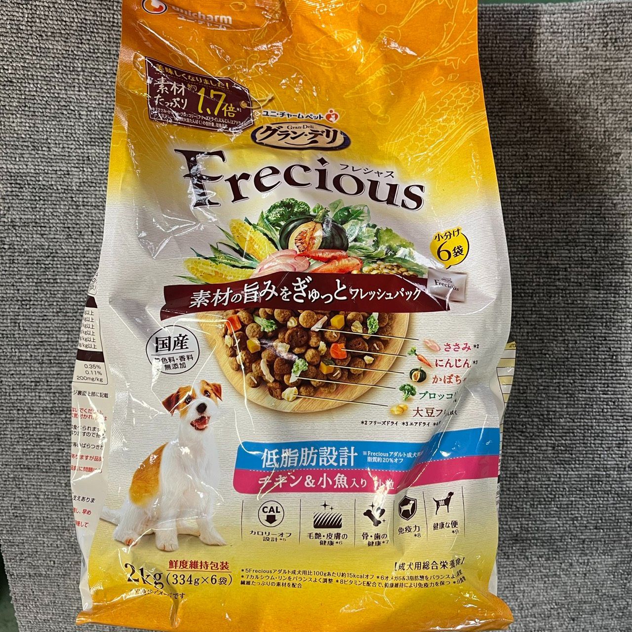 賞味期限2026.11 グラン デリ フレンチェス 低脂肪設計 チキン＆小魚入り 2.1kg 334g×6袋 国産 ドッグフード ユニ チャーム