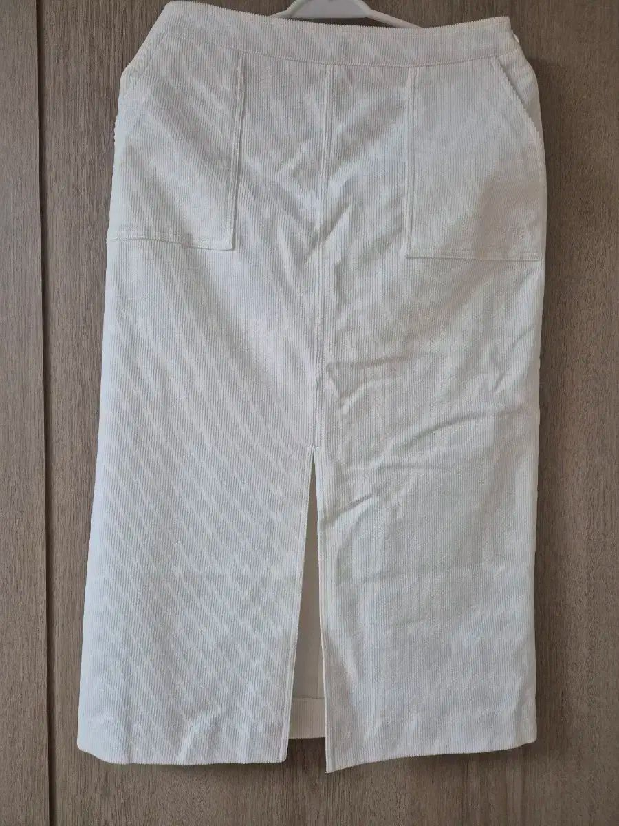 zooc ジューク コーデュロイスカート 66サイズ クリーム色