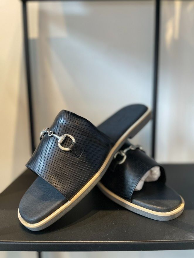 GIVENCHY / ジバンシー 超厚底ヒールサンダル メンズ マシュマロ GIVENCHY / ジバンシー 超厚底ヒールサンダル メンズ マシュマロ