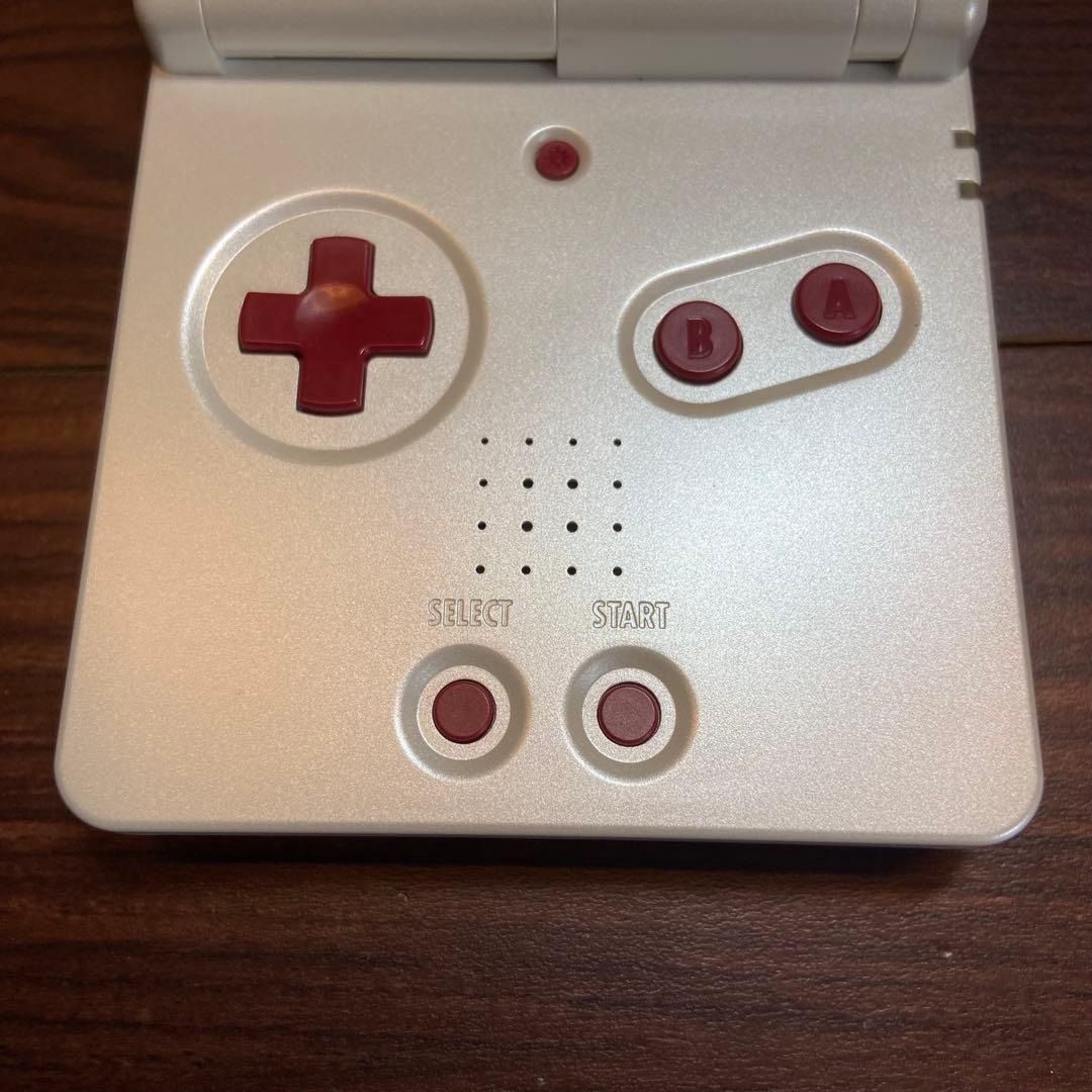 ゲームボーイアドバンスSP 本体 ファミコンカラー ほぼ 4325