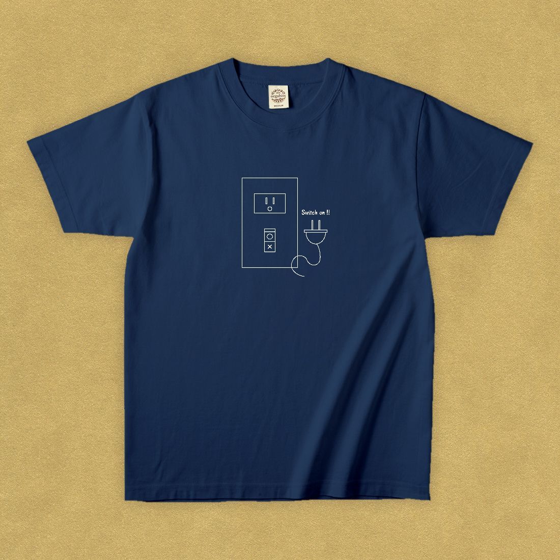 グラフィックTシャツ　Switch on White
