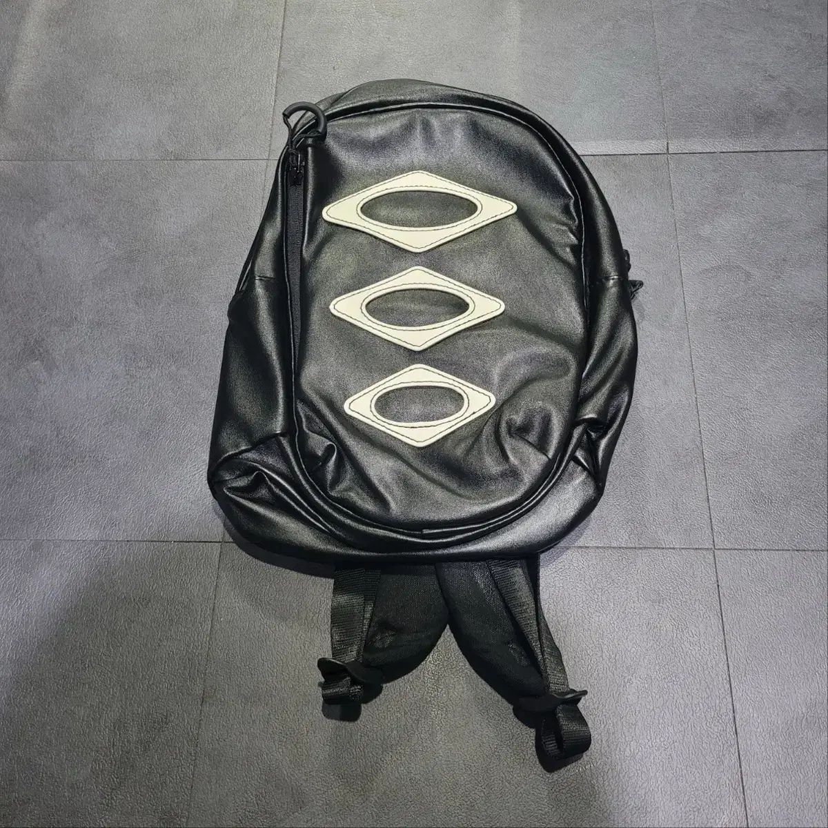 MSCHF(ミスチーフ) ブラック リュック 売れ済店舗 ミスチーフ 
