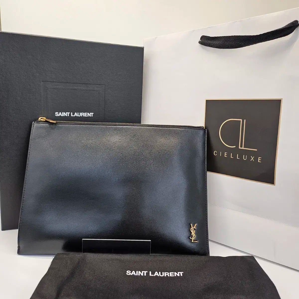 正規品 YVES SAINT LAURENT イヴ サンローラン タイニー ミニ モノグラム クラッチバッグ