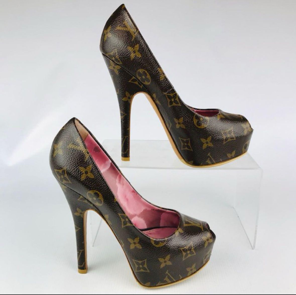 美品☆LOUIS VUITTON・ルイヴィトン レディース レザー モノグラム総柄