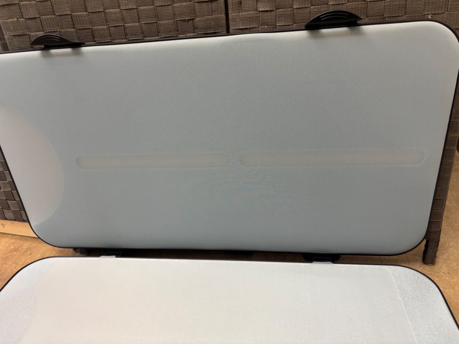  TOSHIBA ズボンプレッサー ヨコ型 HIP-L 36 ズボンプレッサー 衣類ケア家電