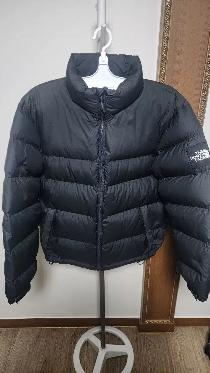 THE NORTH FACE(ザノースフェイス) ダウンジャケット 出品