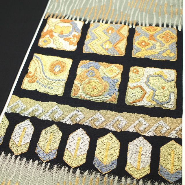 中古】すごい値！袋帯 正絹 京都 西陣 上質 金銀糸 銀箔糸 珀綾 黒地  