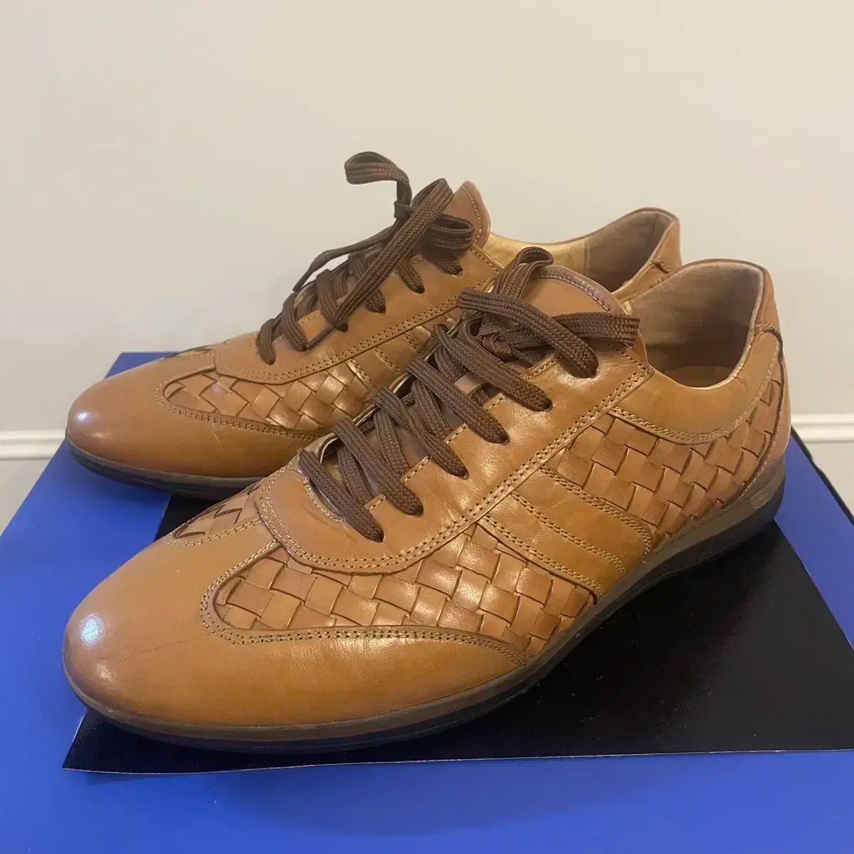 BOTTEGA VENETA(ボッテガヴェネタ) スニーカーズ 43 薬物 270 サイズ