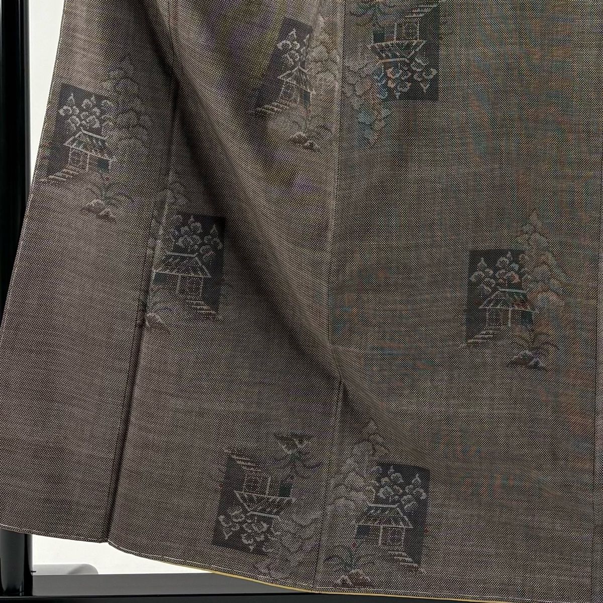 紬 身丈157.5cm 裄丈64.5cm M 袷 建物 樹木 焦茶色 正絹 秀品