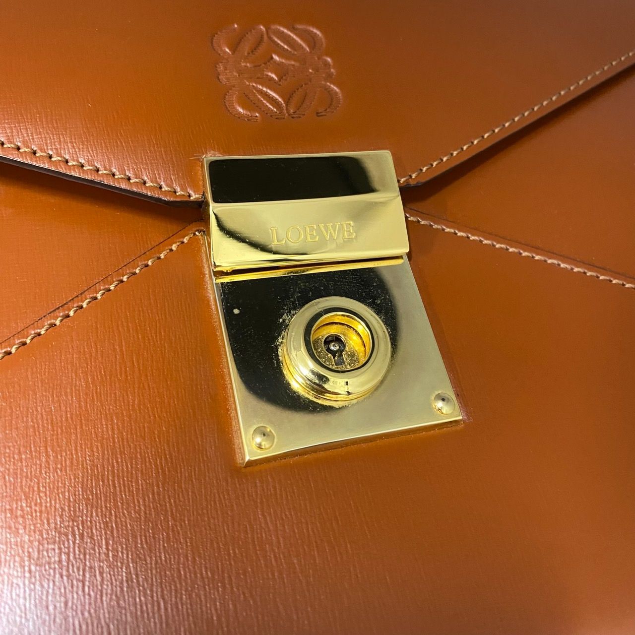 美品 LOEWE ロエベ アナグラム セカンドバッグ クラッチバッグ