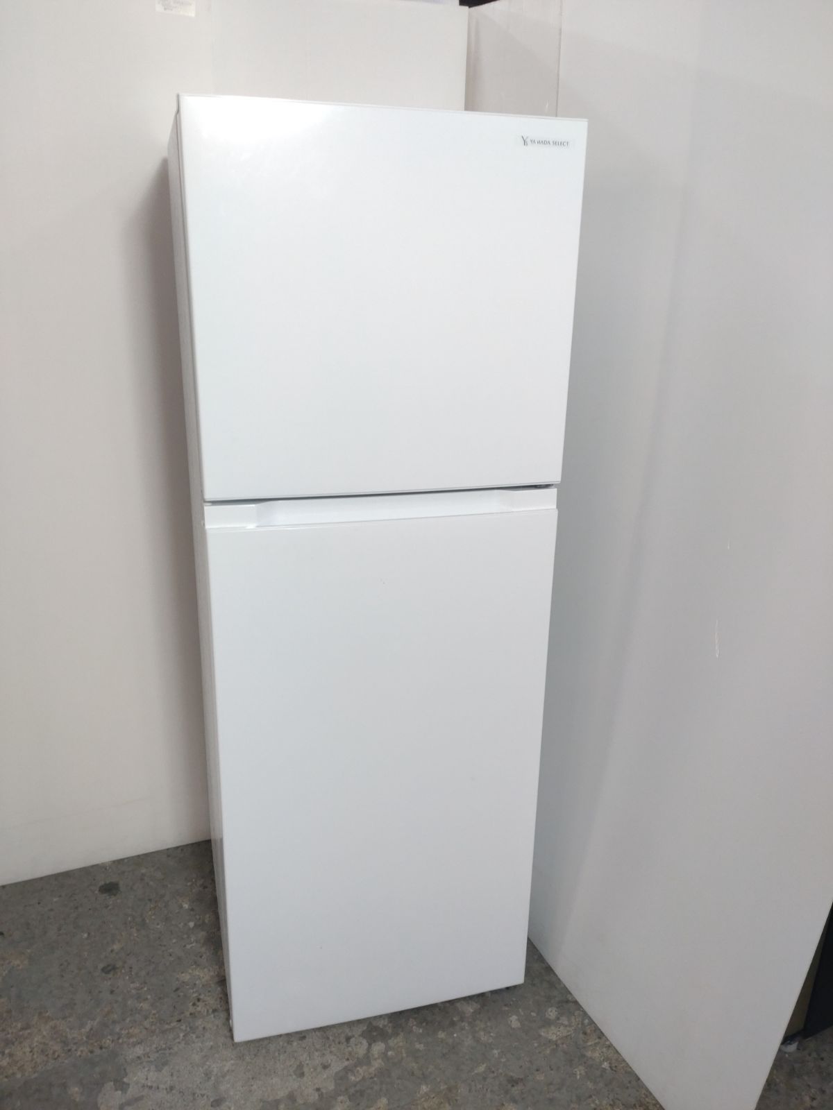 ワールプールジャパン 冷蔵庫 YRZ-F23H1 236L 2020年製 家電 - 生活家電