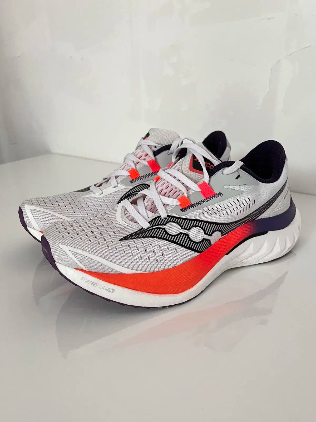 265 Saucony サッカニー エンドルフィン スピード 4 ランニングシューズ