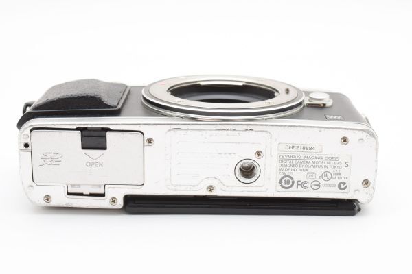 コンパクトデジタルカメラ K