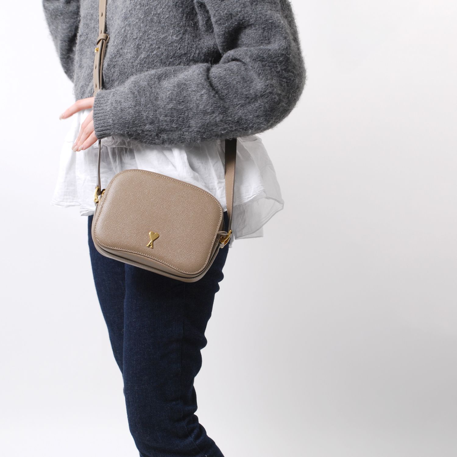 新品未使用】AMI PARIS アミパリス カメラバッグ ショルダーバッグ 