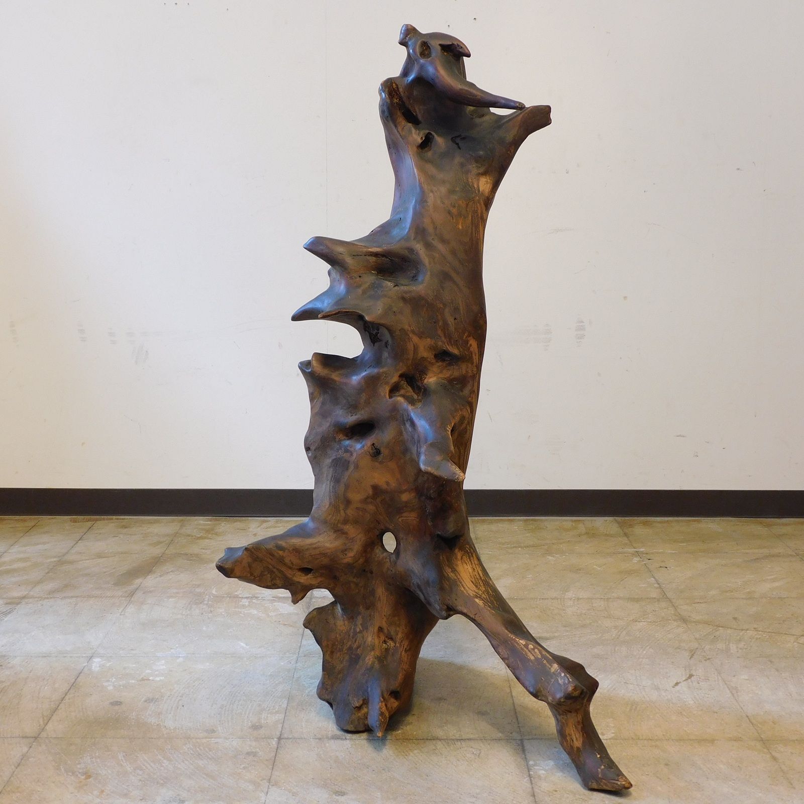 ふるい変木 HK-a-04847 / オブジェ 民藝 古民芸 フォークアート 彫刻