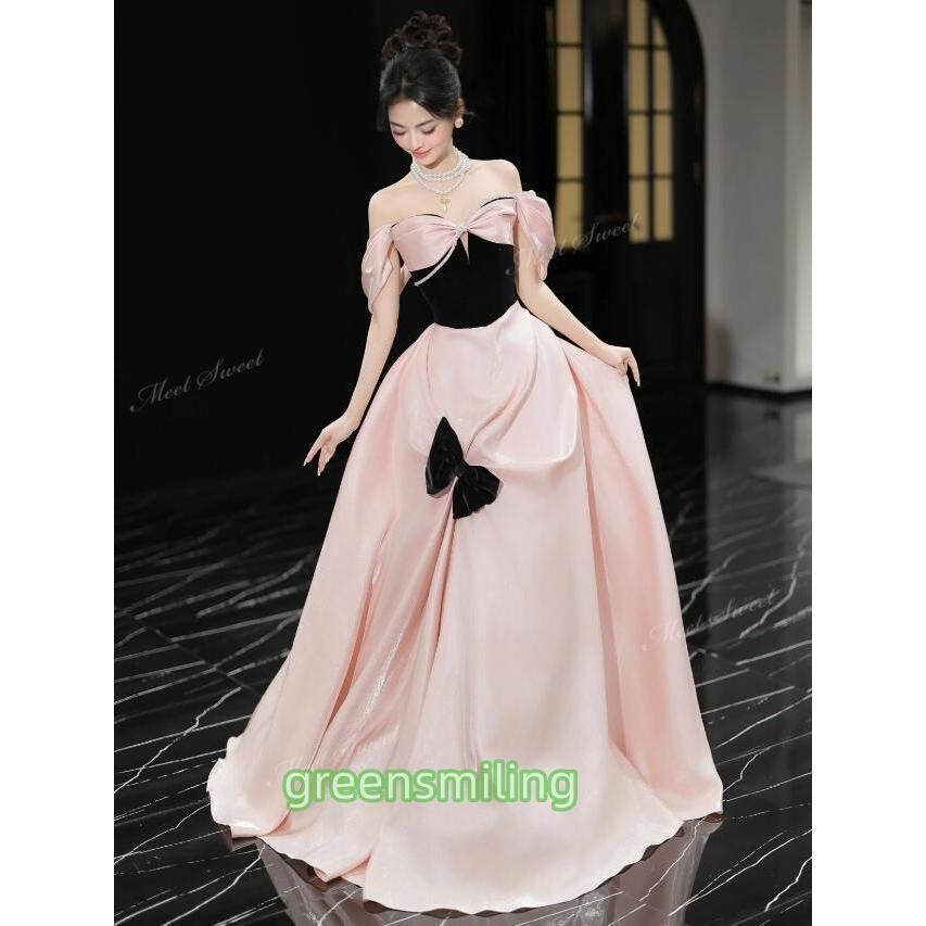 カラードレス ブラック ピンク リボン ウェディングドレス