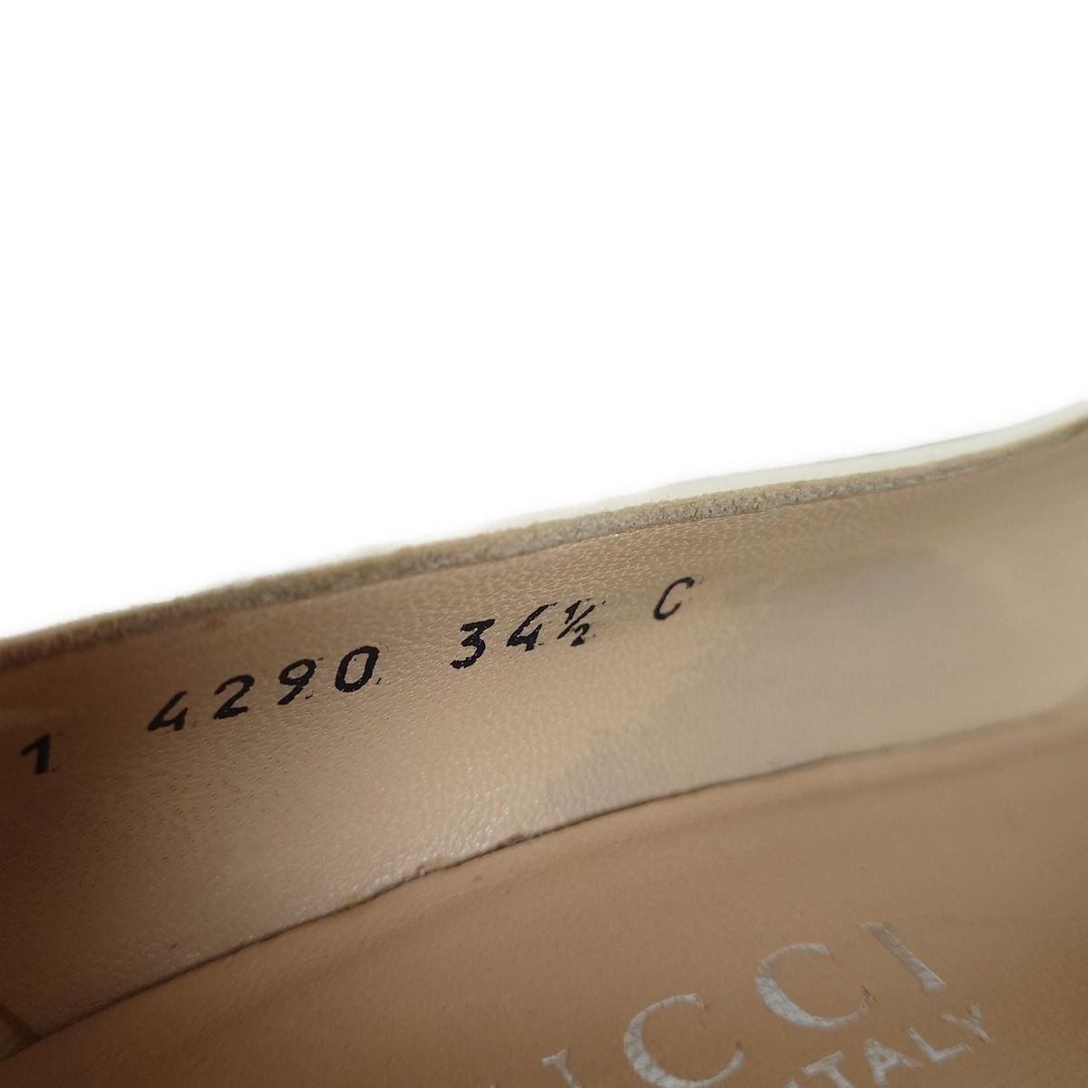 ★グッチ フラットパンプス GGシマ 金具 アイボリー レザー GG柄 GUCCI(グッチ) パンプス 34 1/2 C レディース - アイボリー