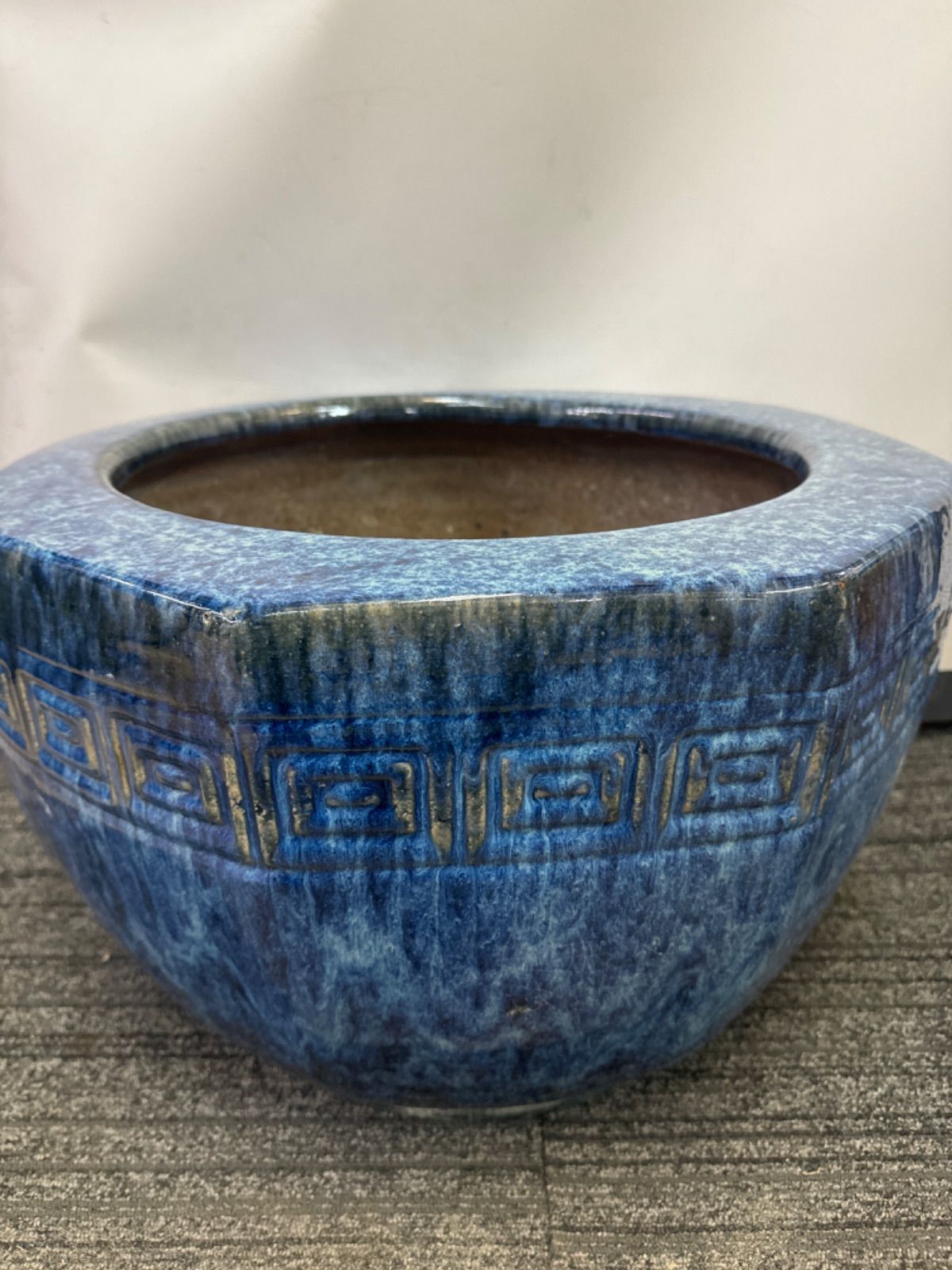 [希少】薩摩焼？九谷焼？　火鉢　金魚鉢　メダカ鉢　アンティーク　骨董品　時代物 希少】薩摩焼？九谷焼？ 火鉢 金魚鉢 メダカ鉢 アンティーク 骨董品