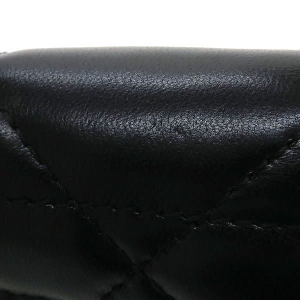 チェーンポーチ