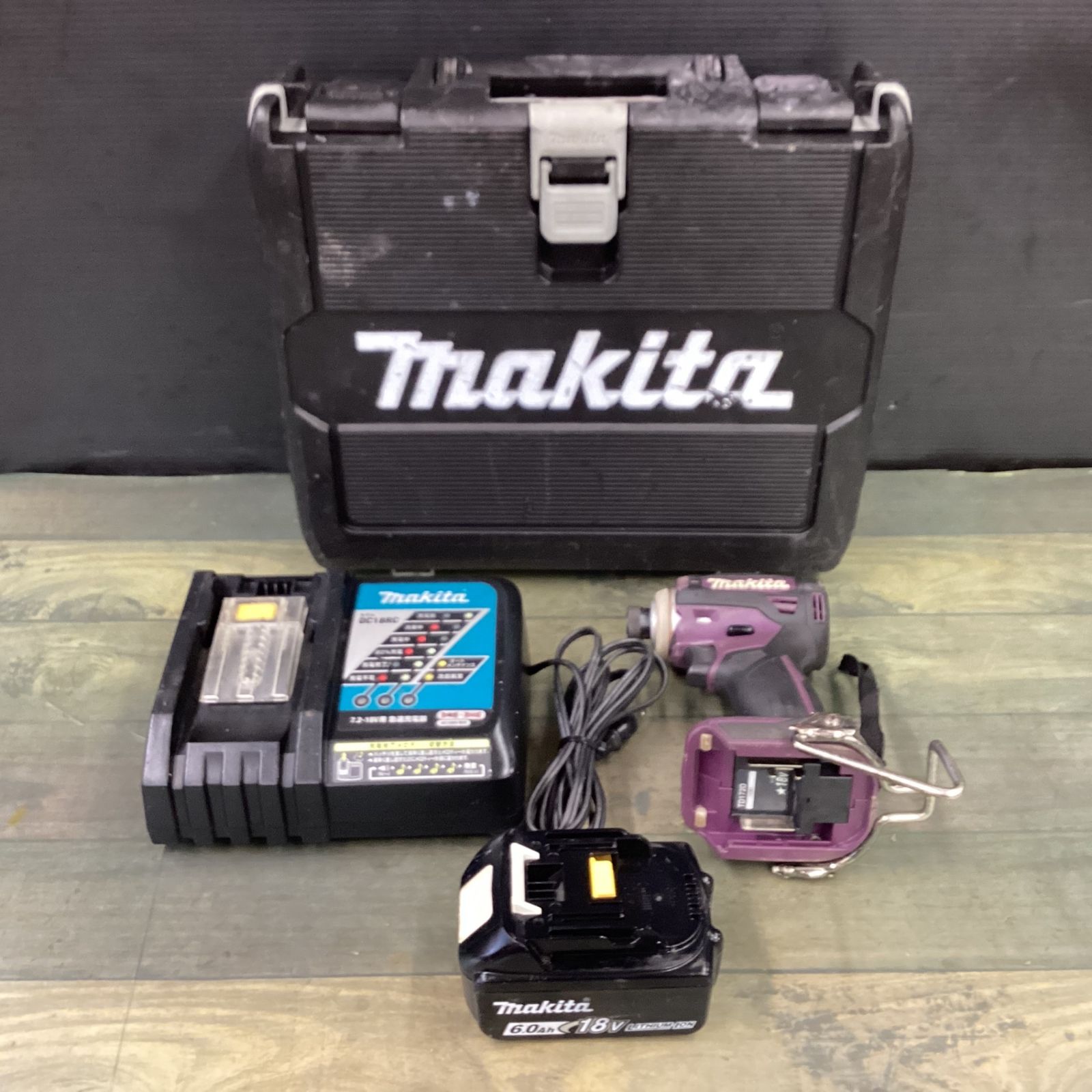 中古品○makita 18VインパクトドライバーTD172DGXAP○A○IT0504MRPOES