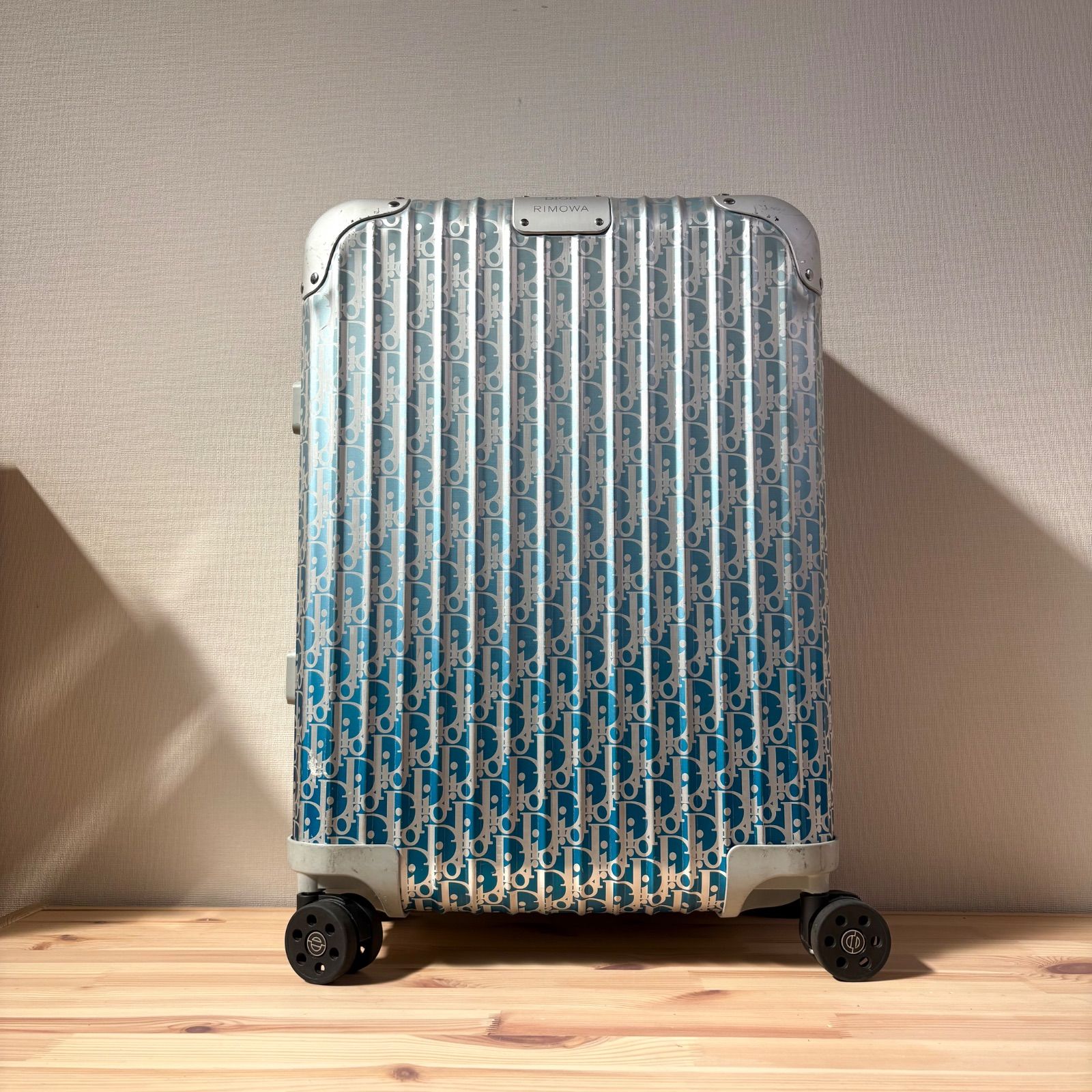 【新品未使用】RIMOWA リモワ DIOR ディオール スーツケース　33L RIMOWA × DIOR ORIGINAL CABIN 33L リモワ ディオール キャリー