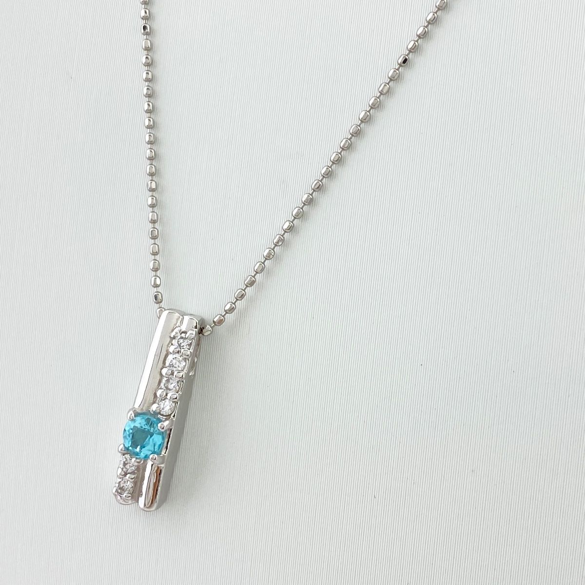 パライバトルマリン デザインネックレス プラチナ ペンダント  