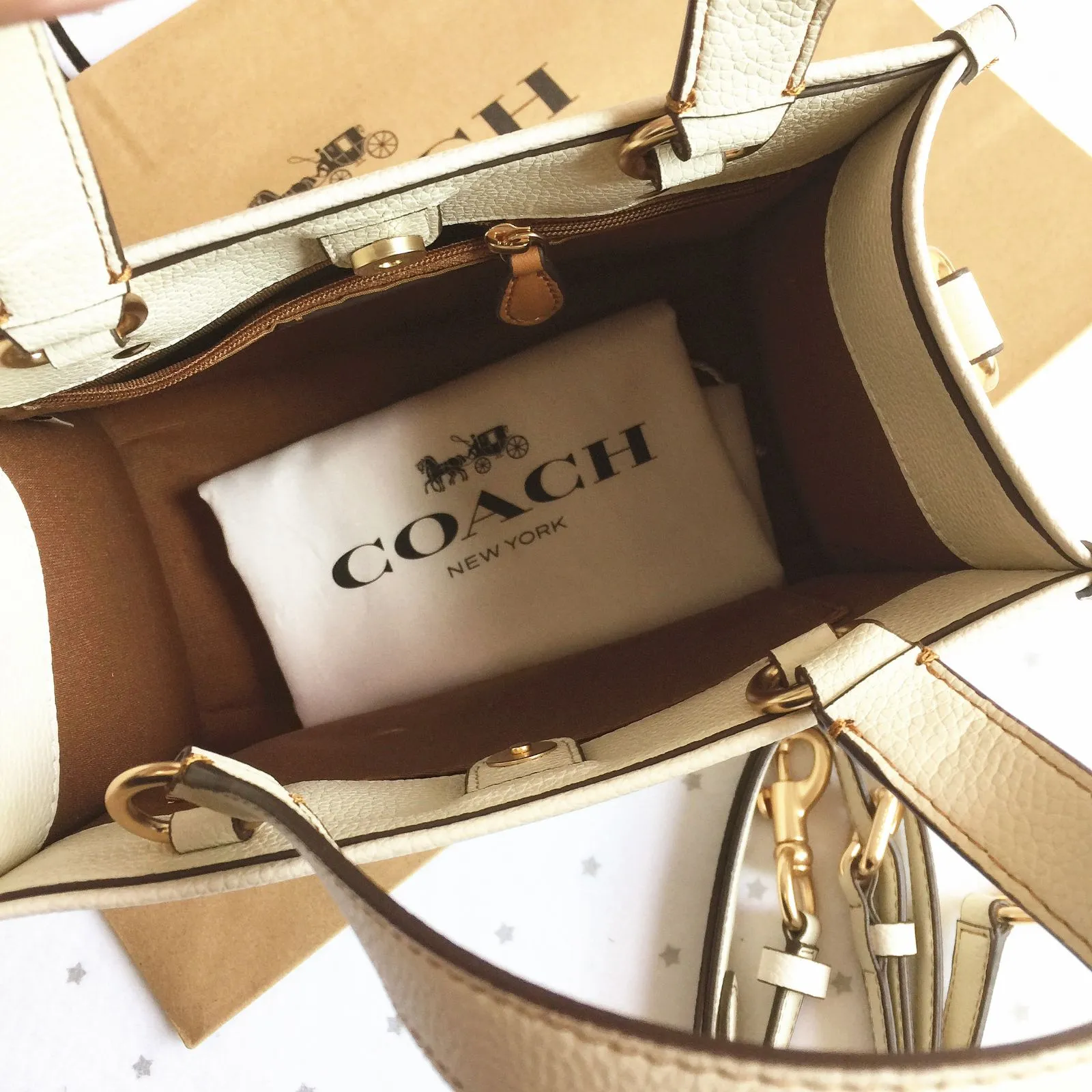 ピーナッツCOACHコーチ&スヌーピーコラボショルダーバッグ新品未