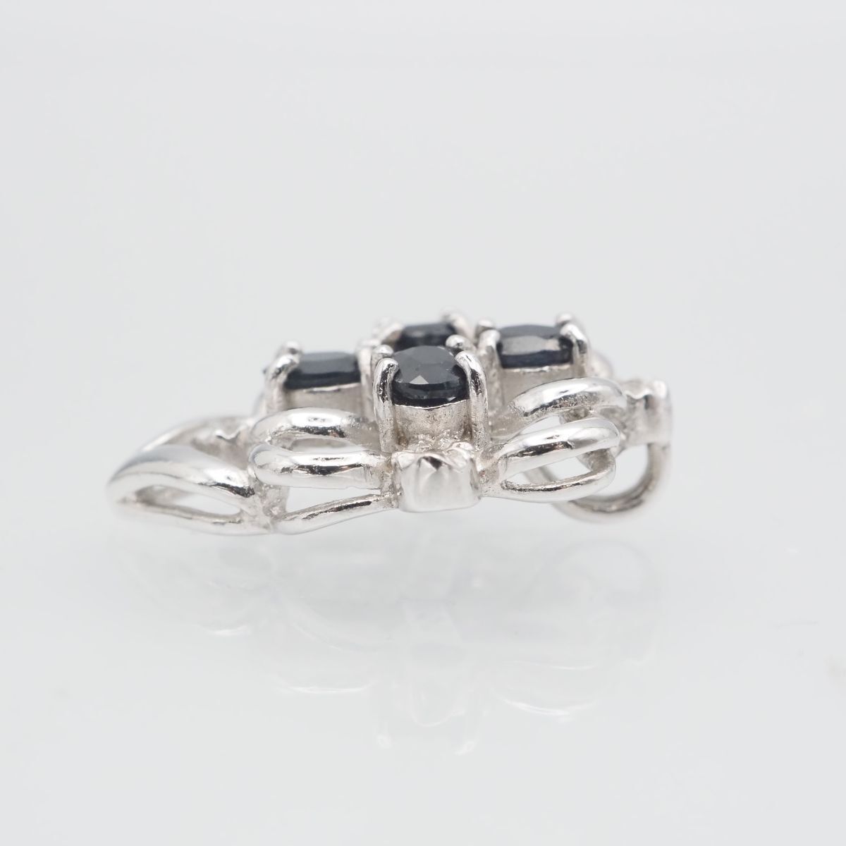 デザイン シルバー