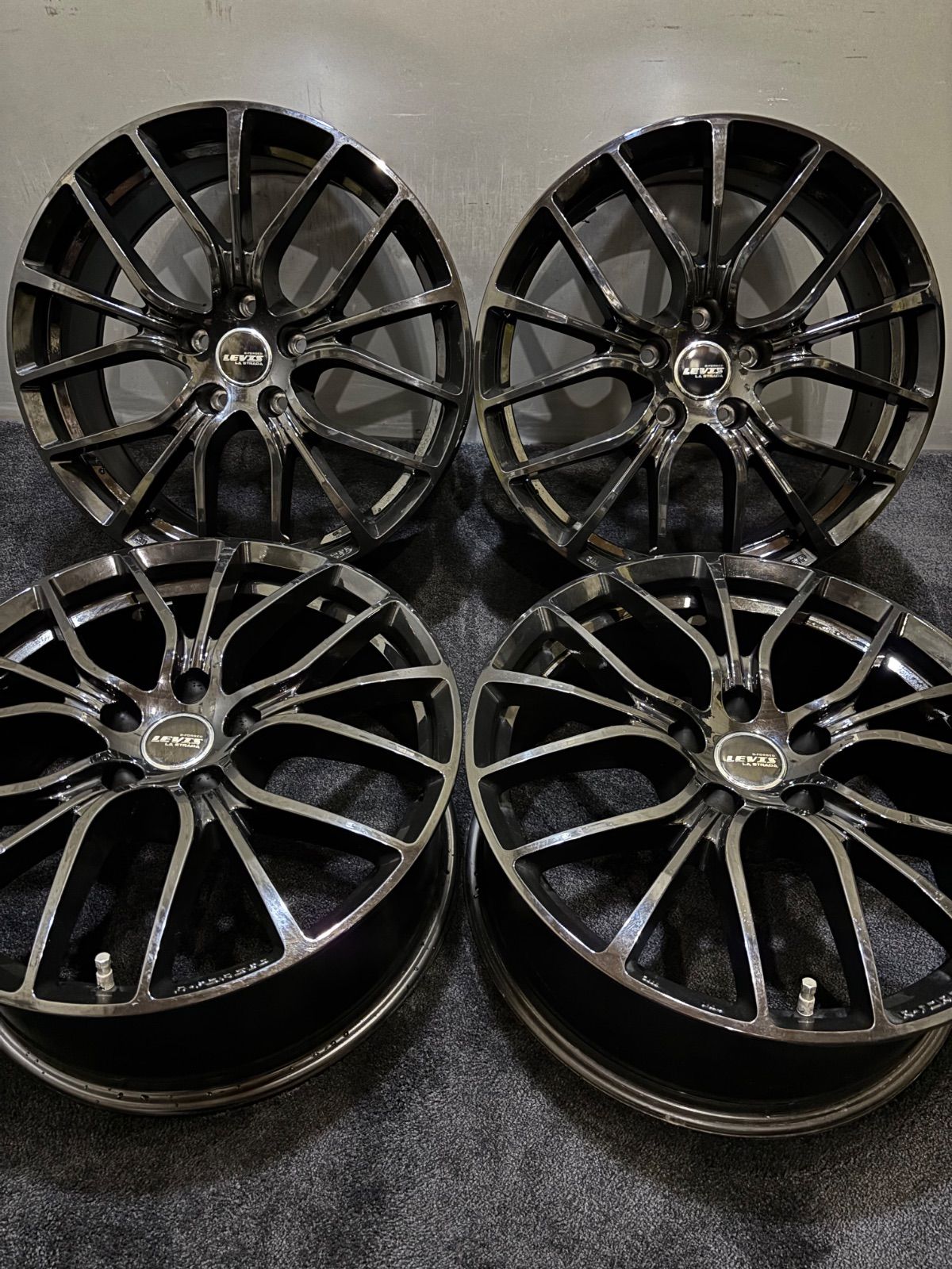 ☆LA STRADA LEVIS 18インチ 7.5J +35 114.3 5H アルミホイール