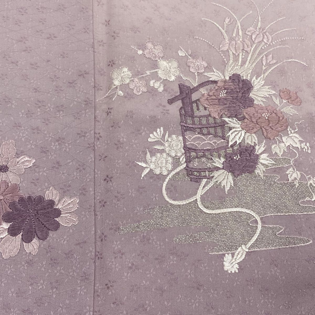 付下げ 身丈160cm 裄丈68cm L 袷 向かい鳥 流水 刺繍 ラメ糸 から