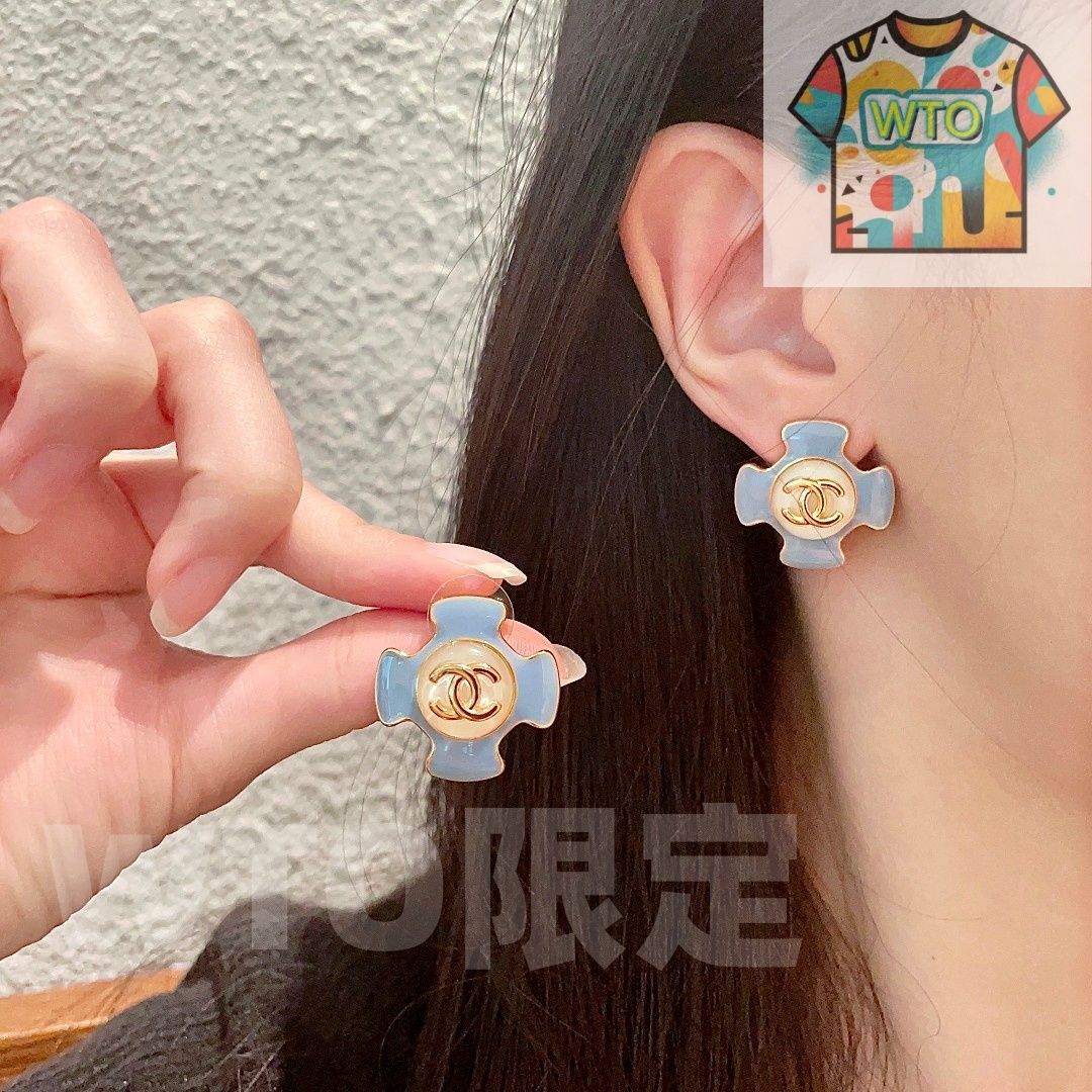 CHANEL ヴィンテージ ピアス CHANEL - CHANEL ピアス ヴィンテージ グリポア ガラスストーン