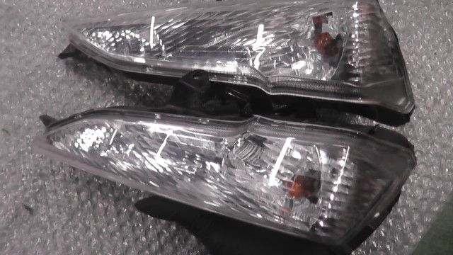 トリシティ125 SEC1J の フロントウインカー 左右:#1756957807