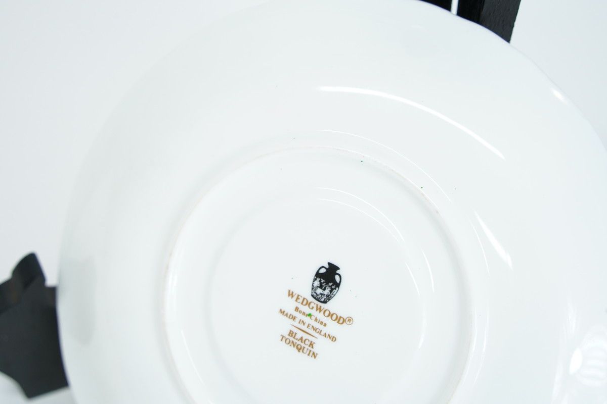 ブラックトンキン プレート