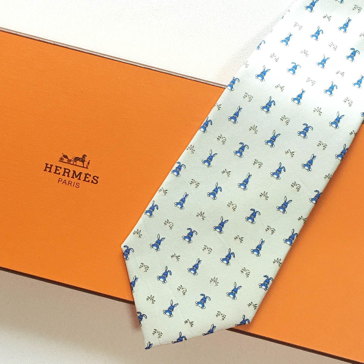 美品 エルメス HERMES ネクタイ シルク100% フランス製 ペール