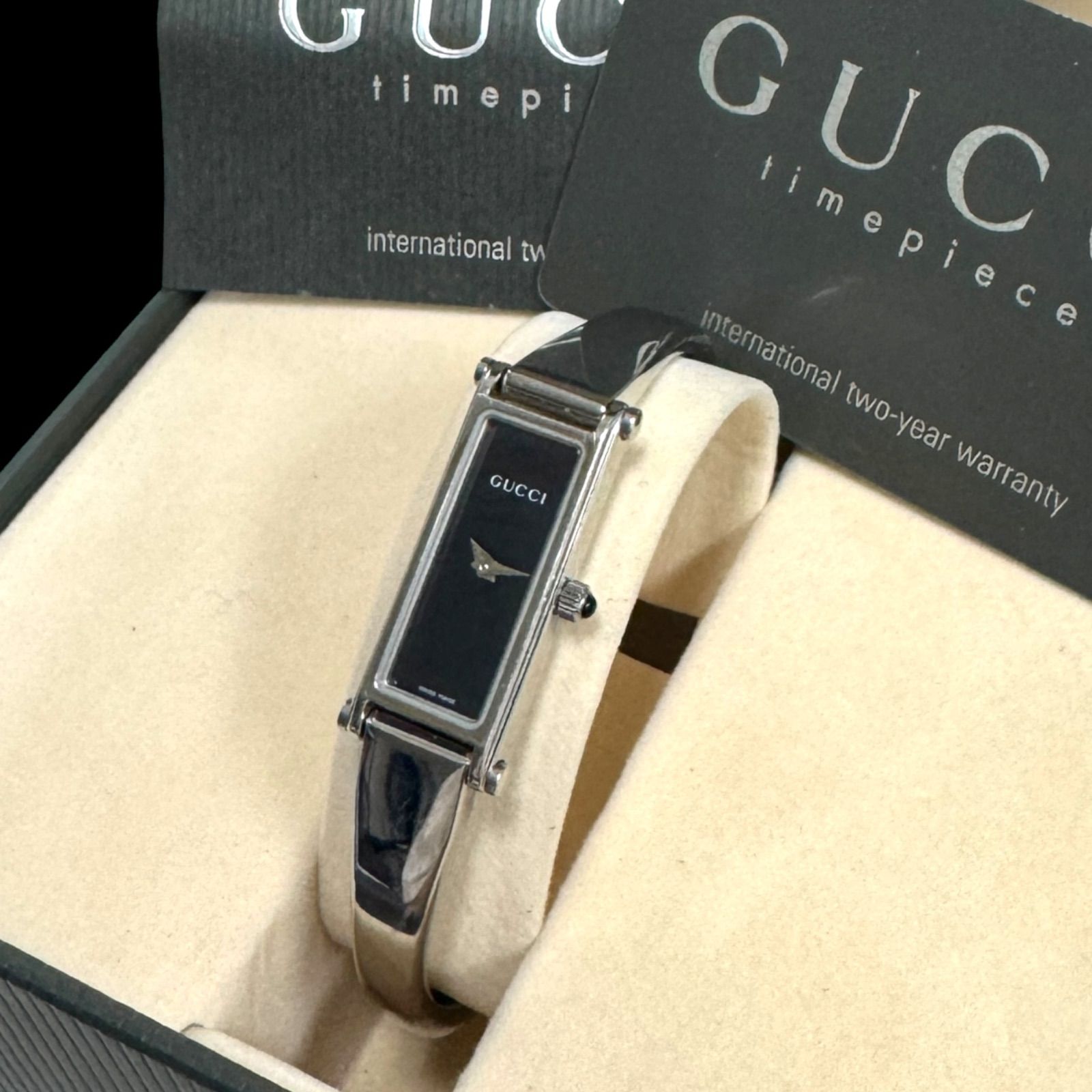 稼働 美品 GUCCI グッチ 1500L レディース腕時計 バングル