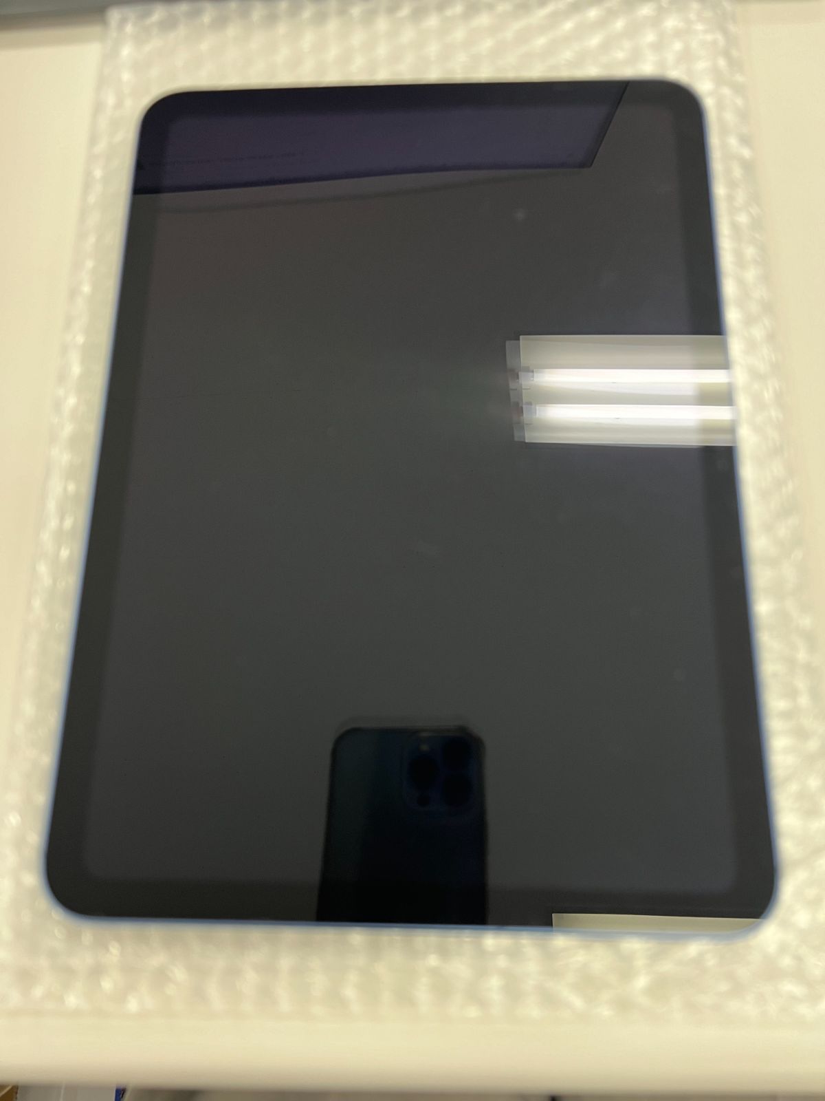 Apple iPad 第10世代 64GB Wi-Fi+Cellular モデル 本体のみ