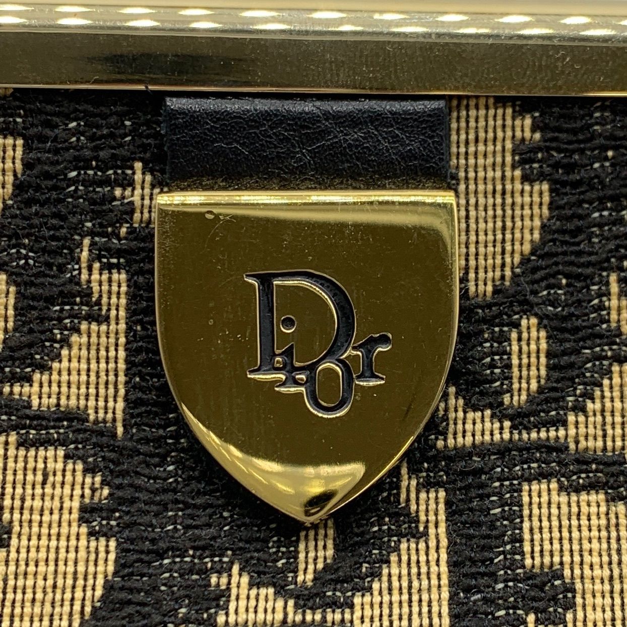 クラッチバッグトロッター柄