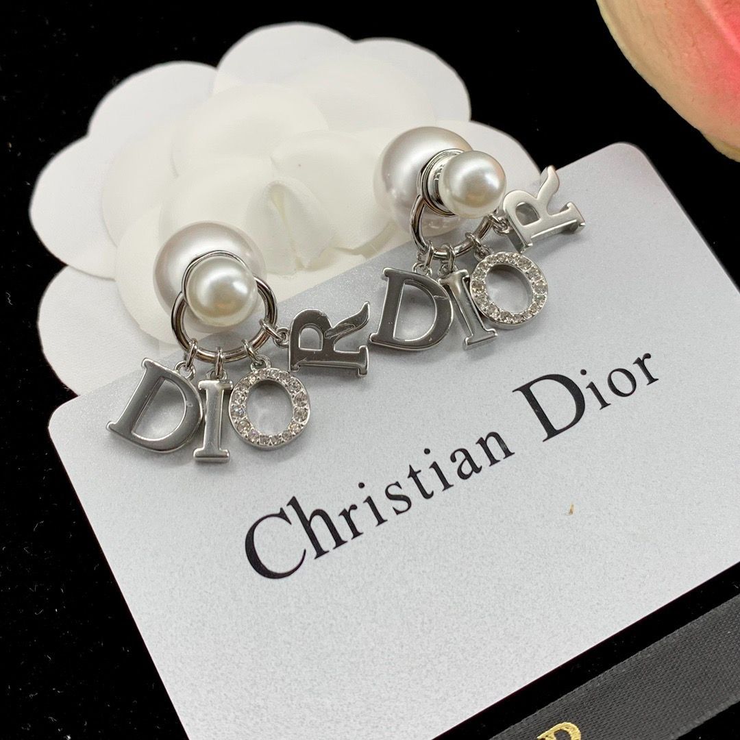 DIOR ピアス イヤリング パール ィオー シルバー 両耳用