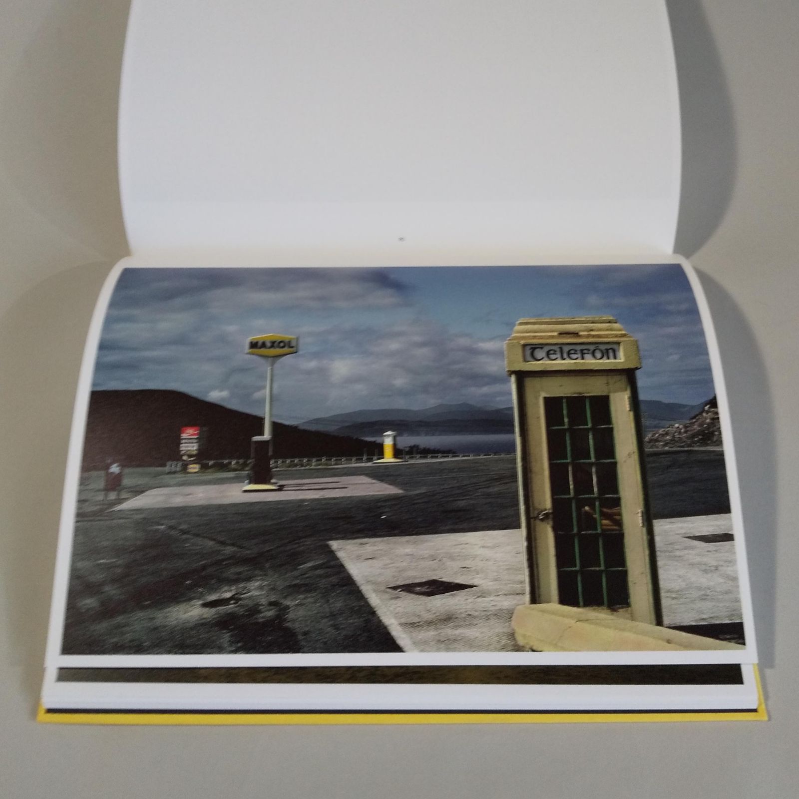 Edges : Harry Gruyaert - メルカリ