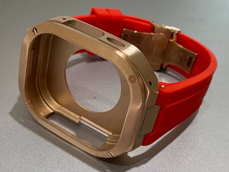ローズレッド AppleWatchカバーケース 脱着 簡単 保護 49㎜ Ultra カスタム ステンレス ベルト ラバー バンド アップルウォッチ対応 CHRISTIANNAURATH_COM_BR