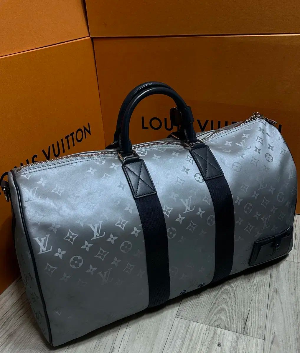 Louis Vuitton(ルイヴィトン) x キム・ジョーンズ メタリック