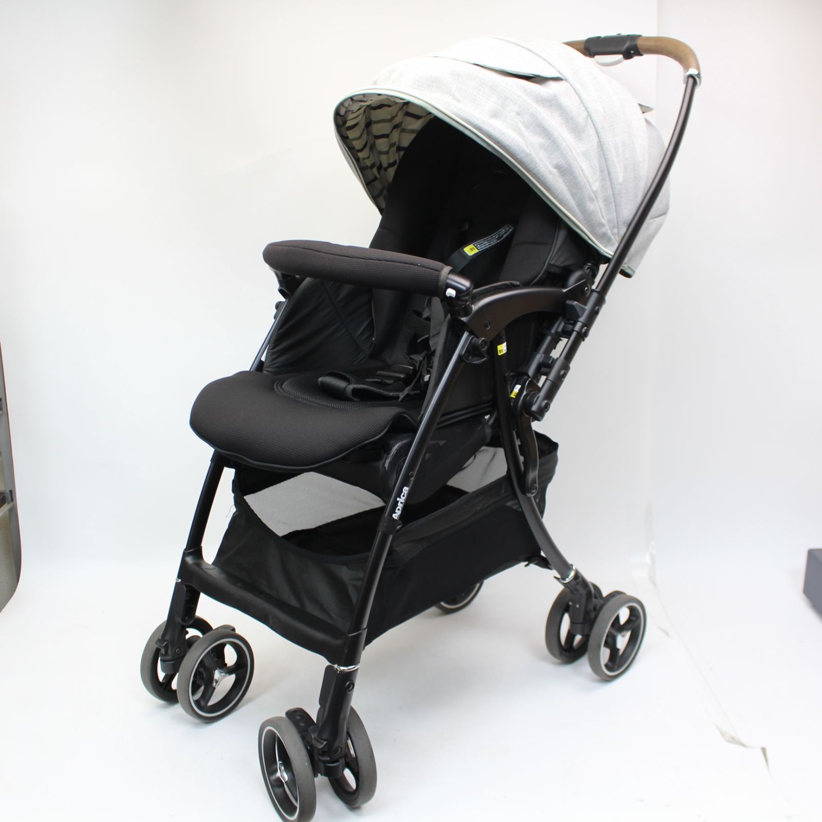 107)【美品】Aprica アップリカ ラクーナクッション A型 ベビーカー 