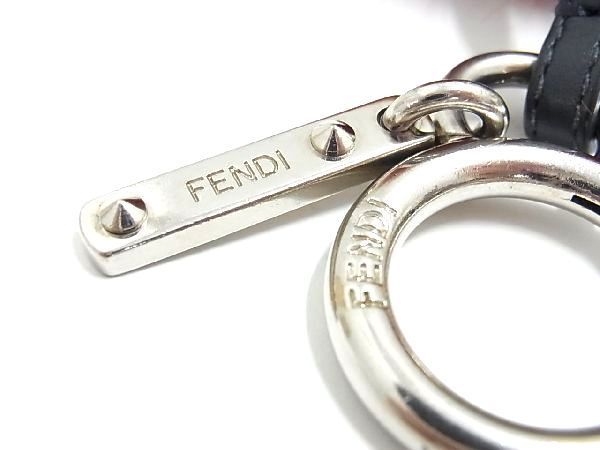 □極美品□ FENDI フェンディ バッグバグズ ポンポンチャーム ファー